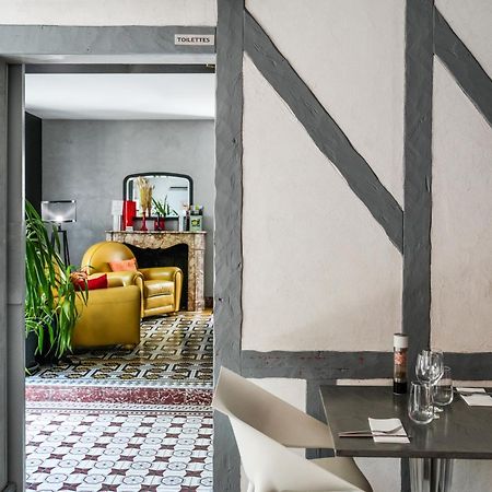 Logis Hotel & Restaurant Le Cadet De Gascogne Saint-Justin  Екстер'єр фото